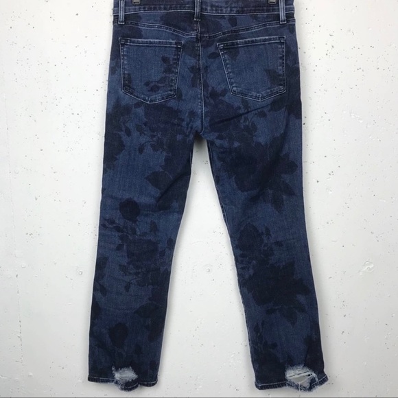 J Brand Selena Mid Rise Floral Crop Distressed Denim Jeans in Cotillion - Picture 2 of 6